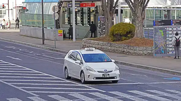 フジ急タクシーのつくば市内駅構内出入許可駅（つくば駅）