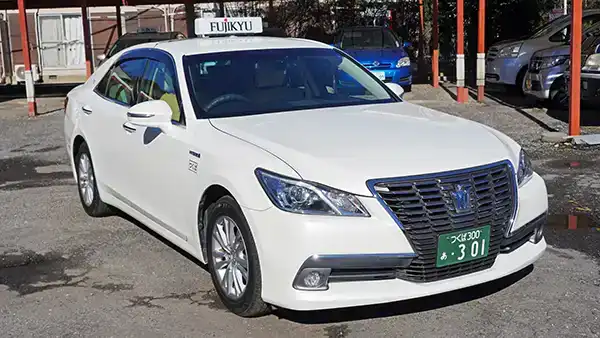 つくば市のフジ急タクシーの車両（クラウン）の画像